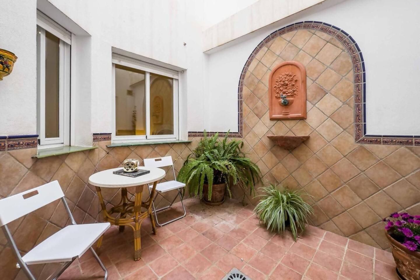 פואנגירולה Cyv Centrally Located 1 Bed 1 Bath Near The Beach מראה חיצוני תמונה