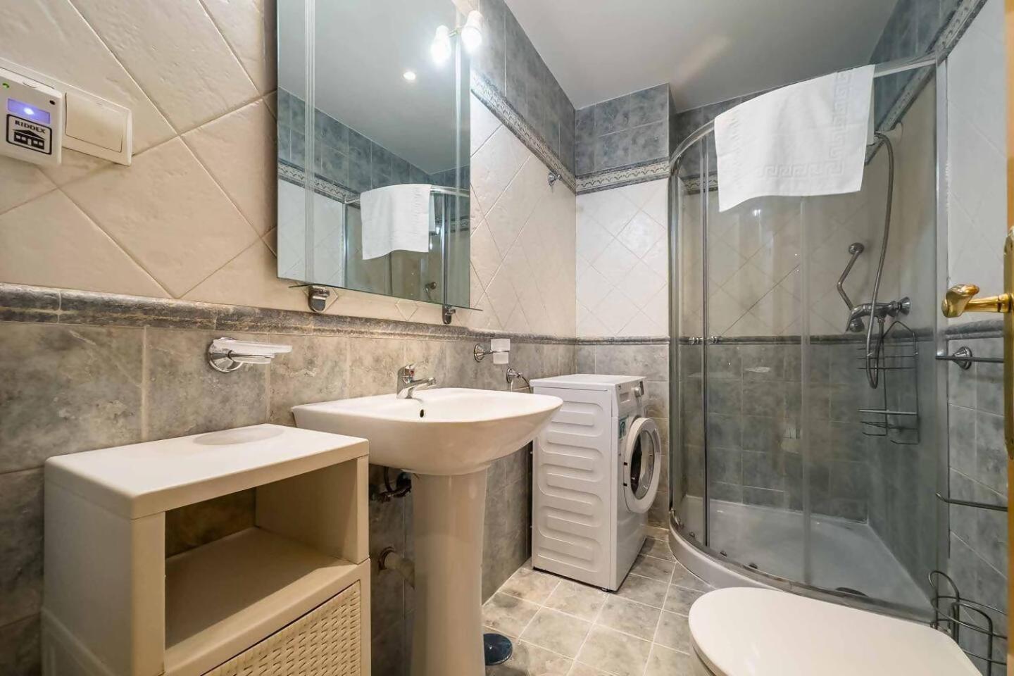 פואנגירולה Cyv Centrally Located 1 Bed 1 Bath Near The Beach מראה חיצוני תמונה
