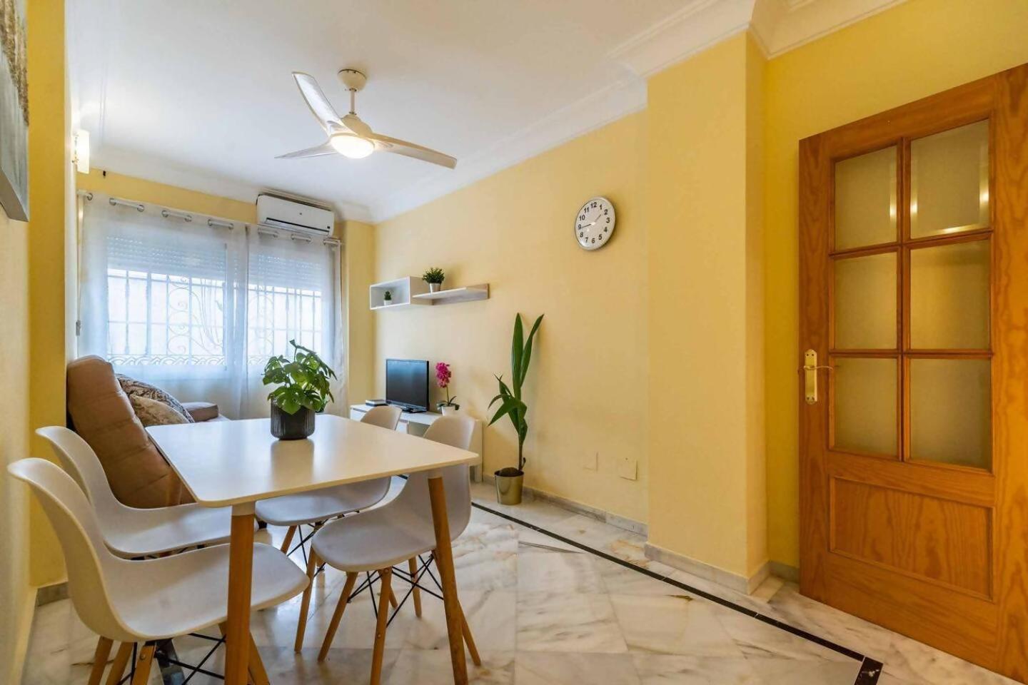 פואנגירולה Cyv Centrally Located 1 Bed 1 Bath Near The Beach מראה חיצוני תמונה